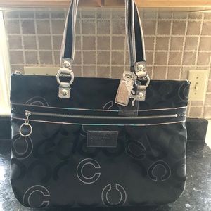 Medium coach purse